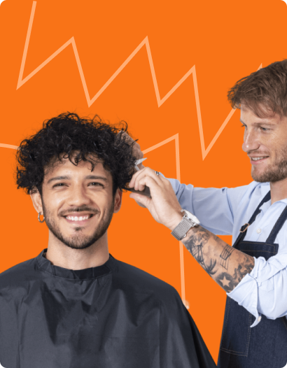barbeiro cortando cabelo do cliente